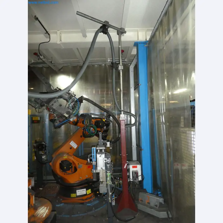 Robots, equipos de soldadura y accesorios de montaje de la industria del automóvil-7