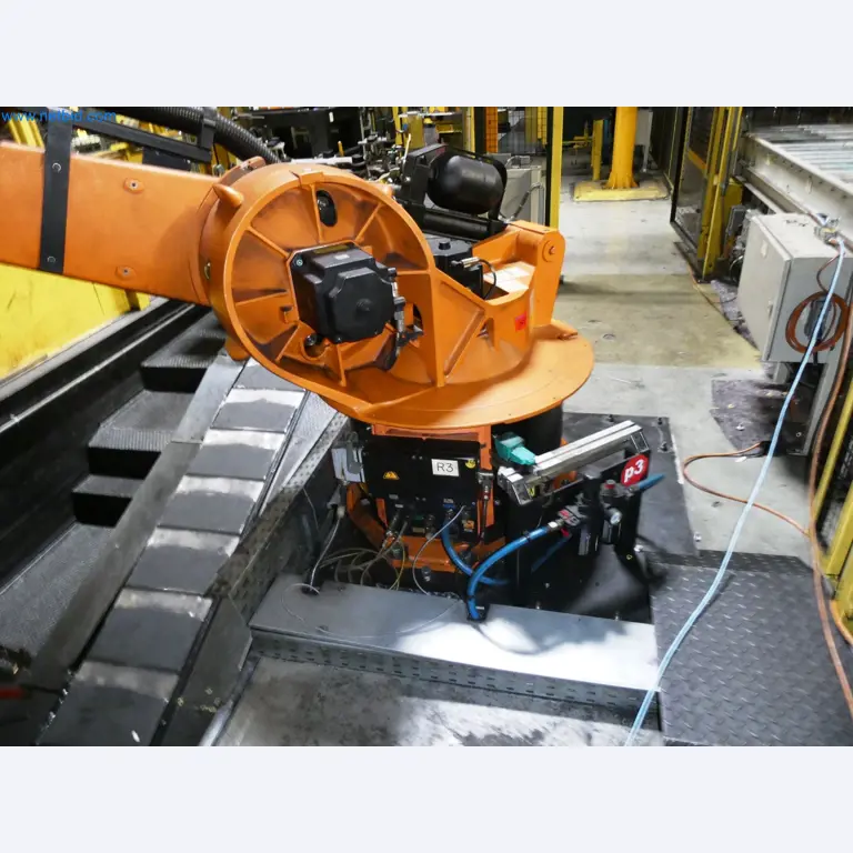 Roboty, svařovací zařízení a montážní příslušenství z automobilového průmyslu-29