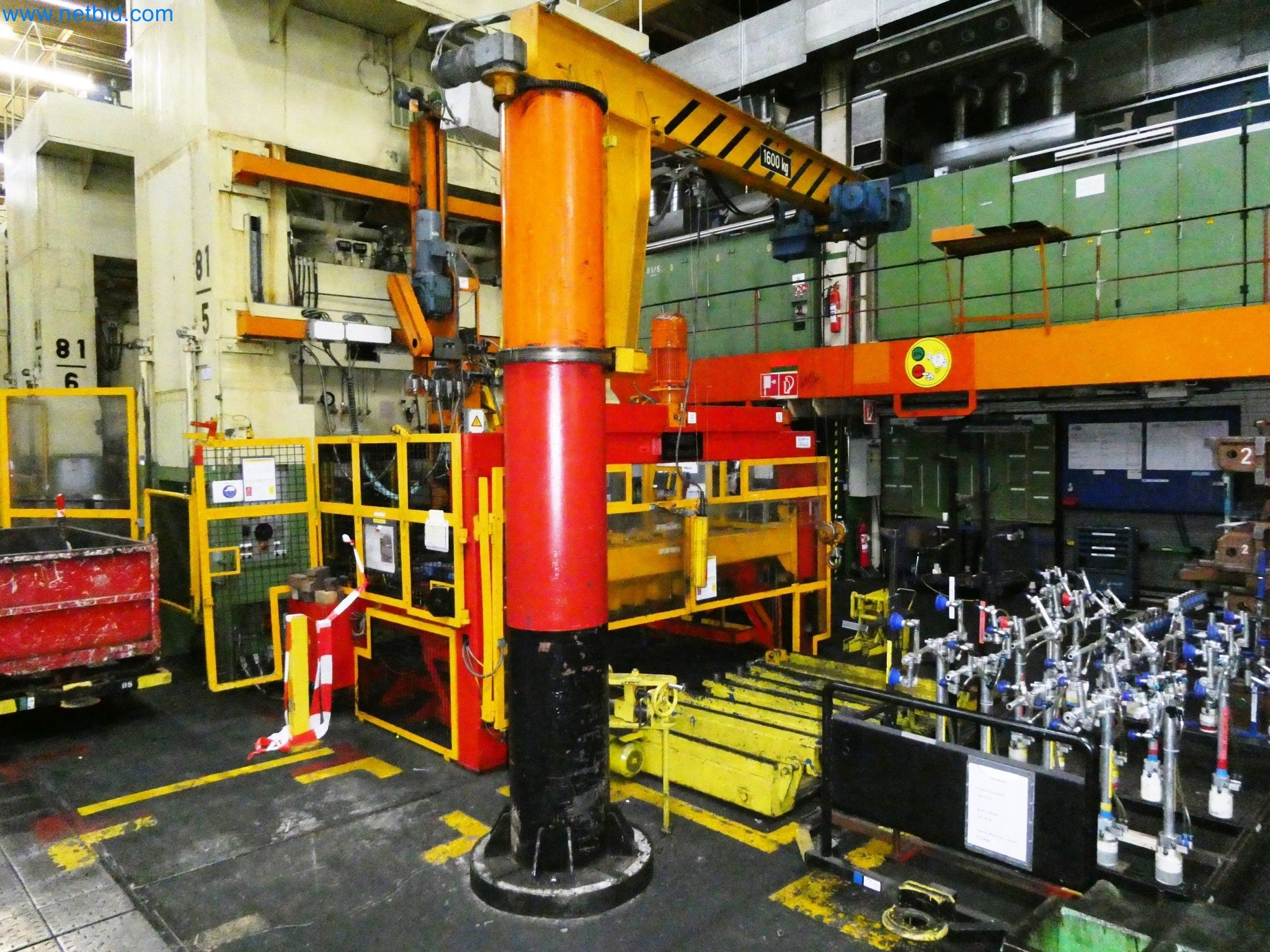 Pressenlinien aus der Automobilindustrie-11