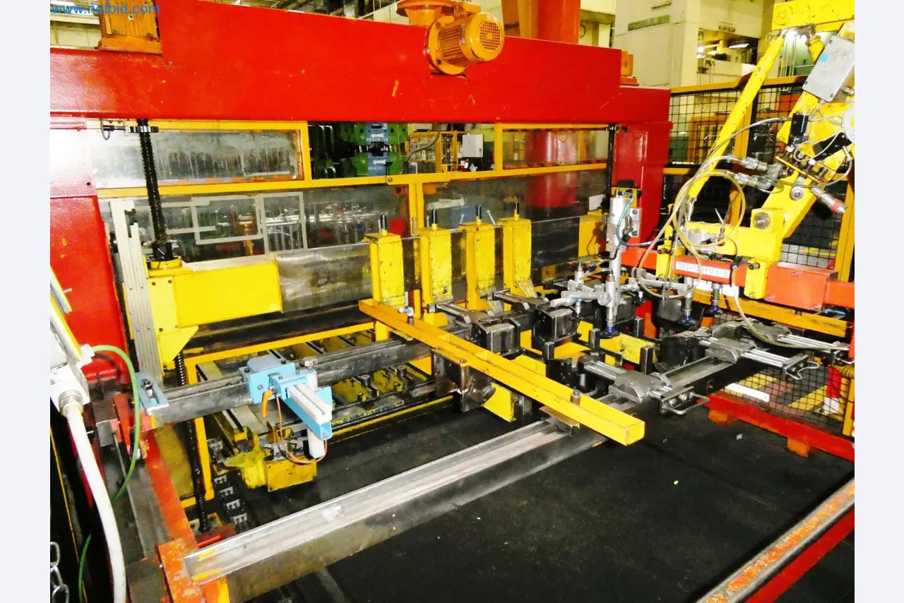Pressenlinien aus der Automobilindustrie-15