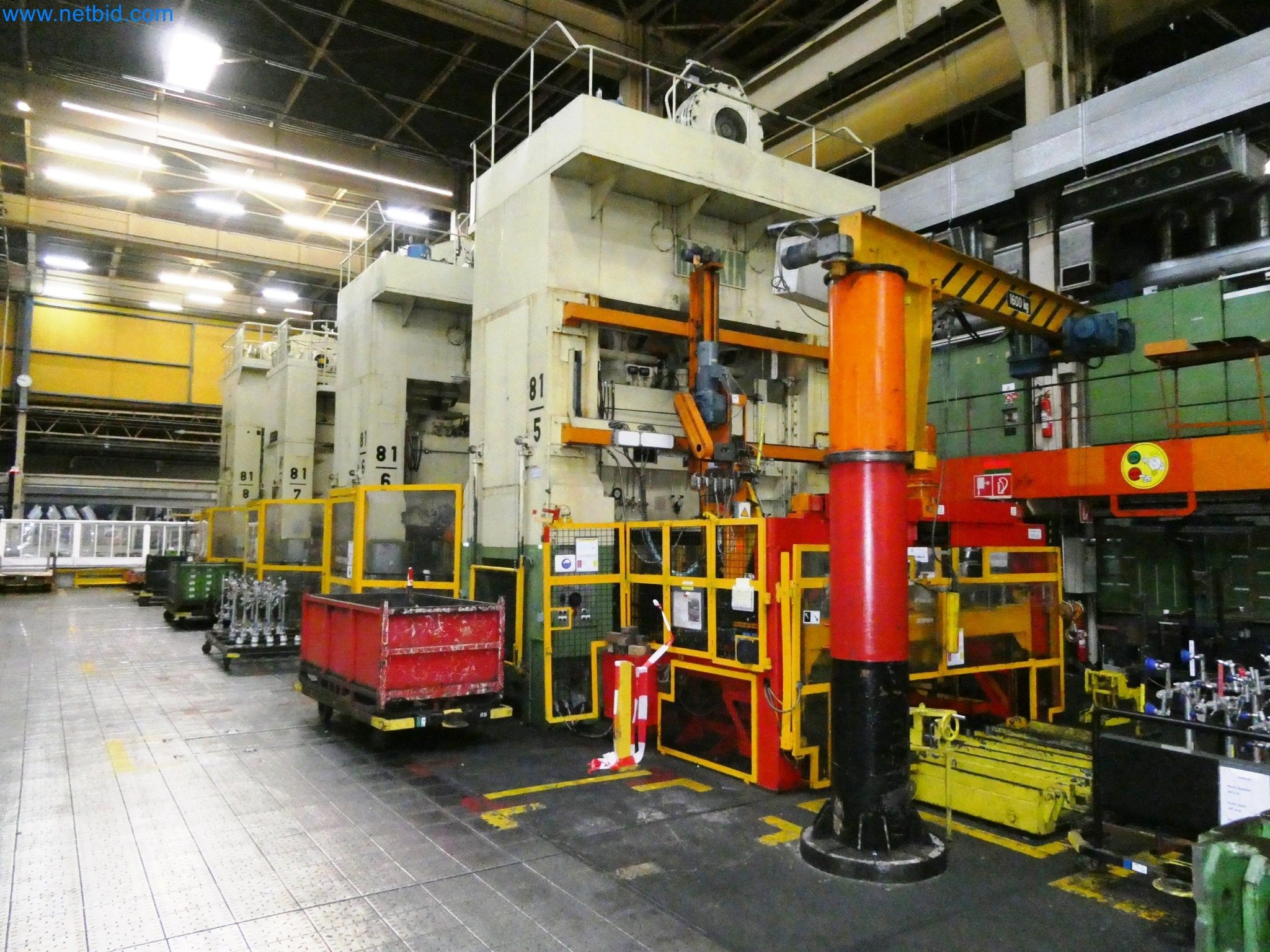 Pressenlinien aus der Automobilindustrie-1