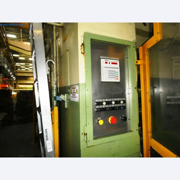 Pressenlinien aus der Automobilindustrie-23