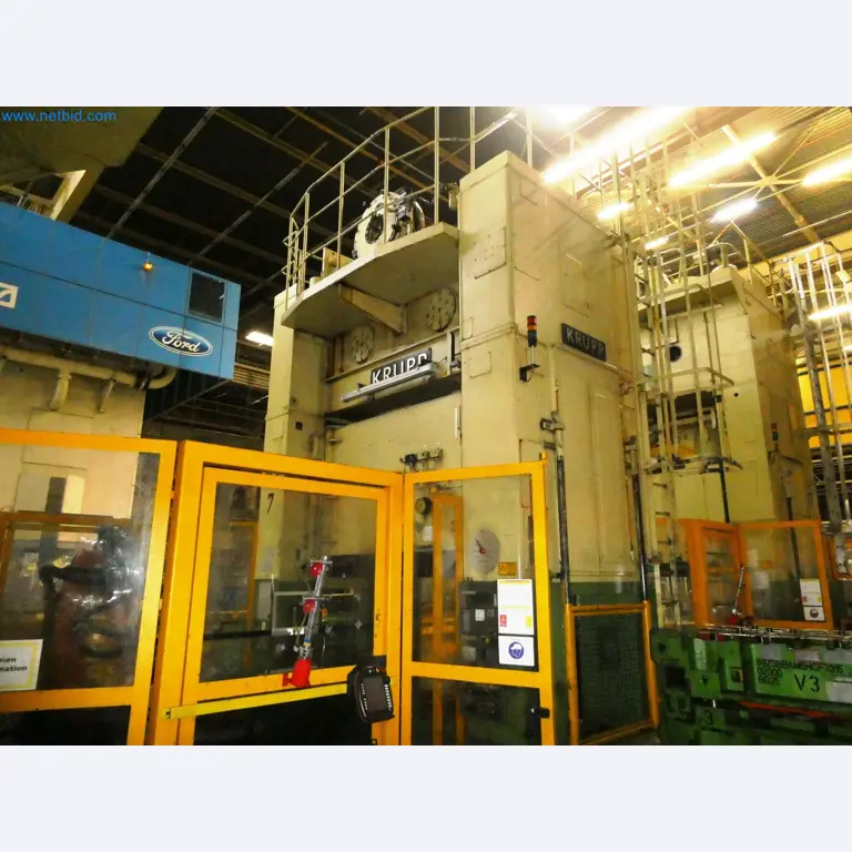 Pressenlinien aus der Automobilindustrie-37