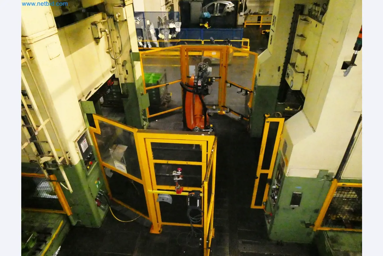 Pressenlinien aus der Automobilindustrie-3