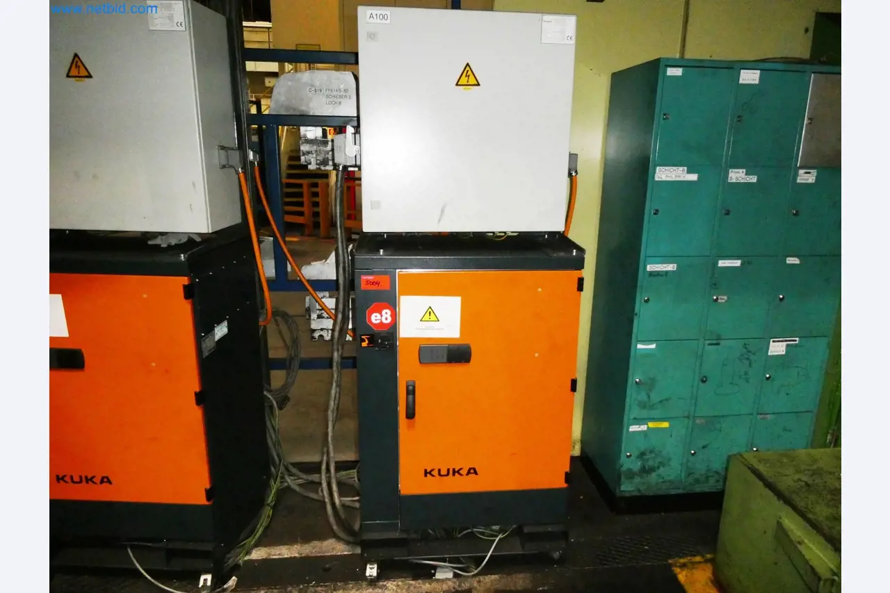 Pressenlinien aus der Automobilindustrie-42