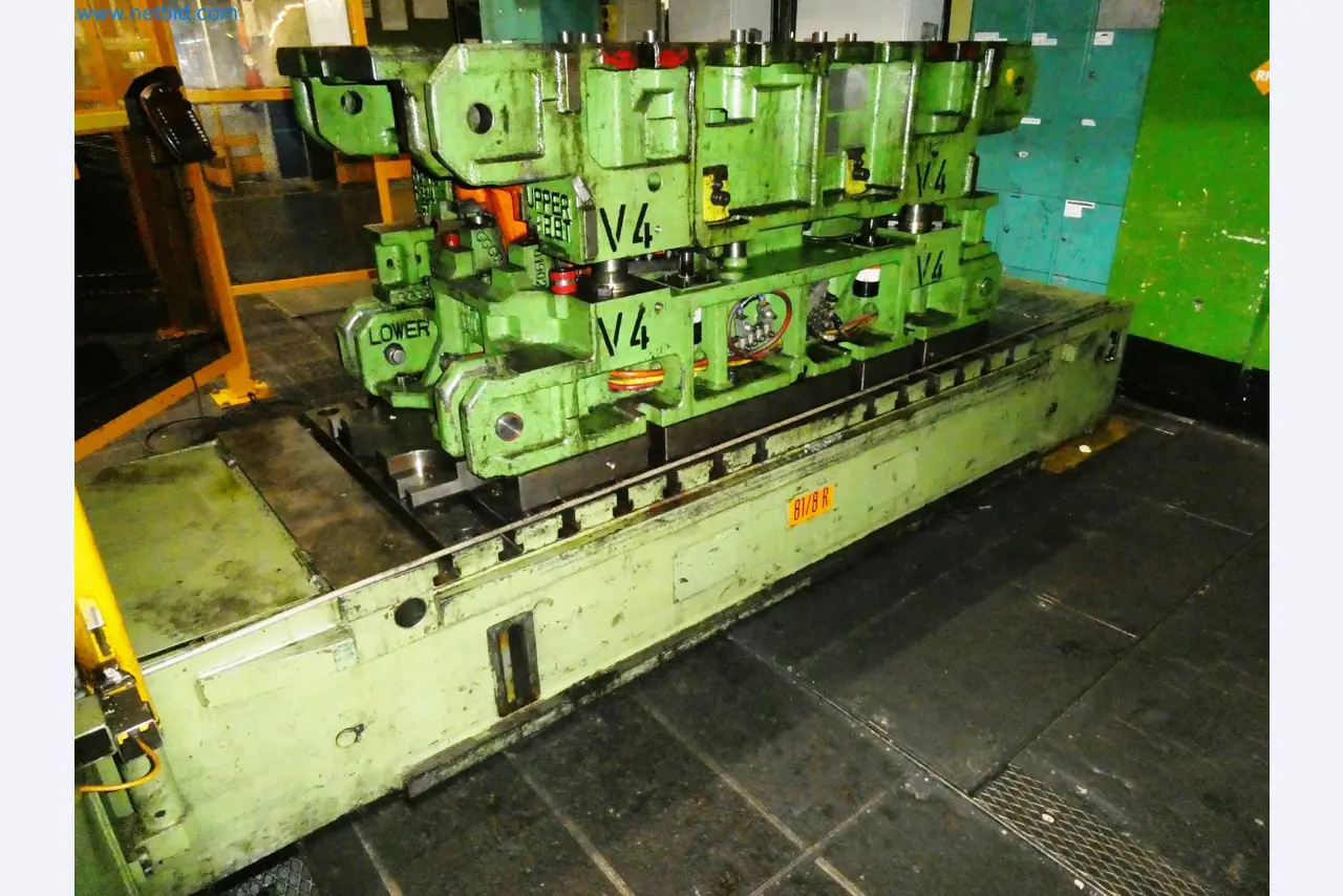 Pressenlinien aus der Automobilindustrie-47