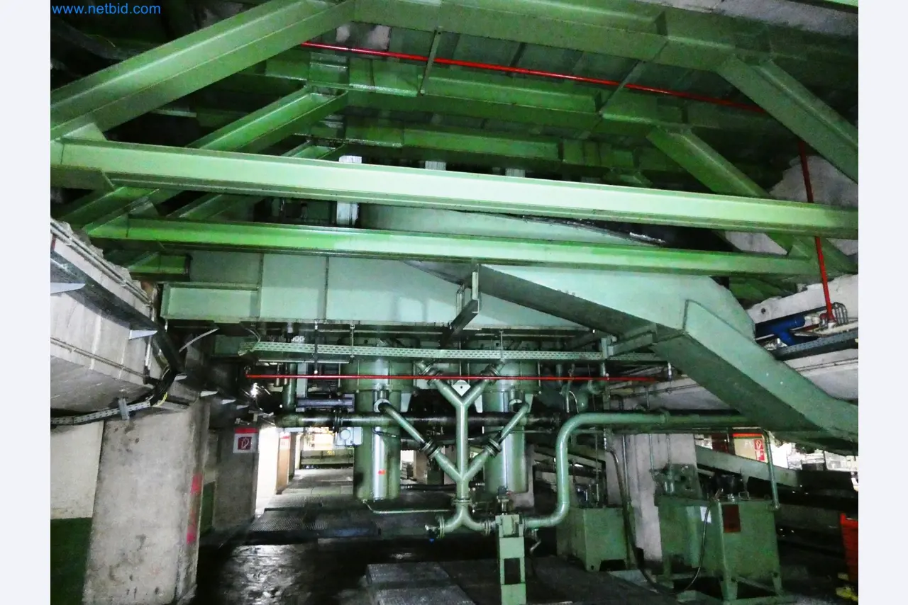 Pressenlinien aus der Automobilindustrie-54