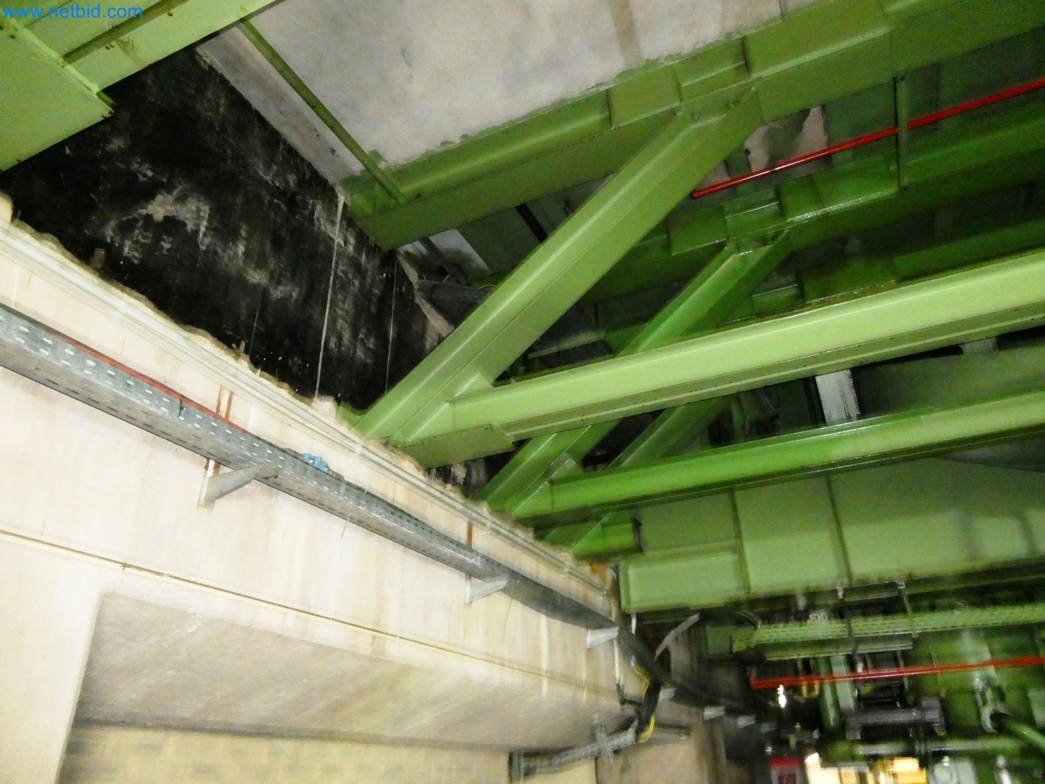 Pressenlinien aus der Automobilindustrie-55