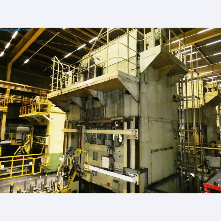 Pressenlinien aus der Automobilindustrie-10