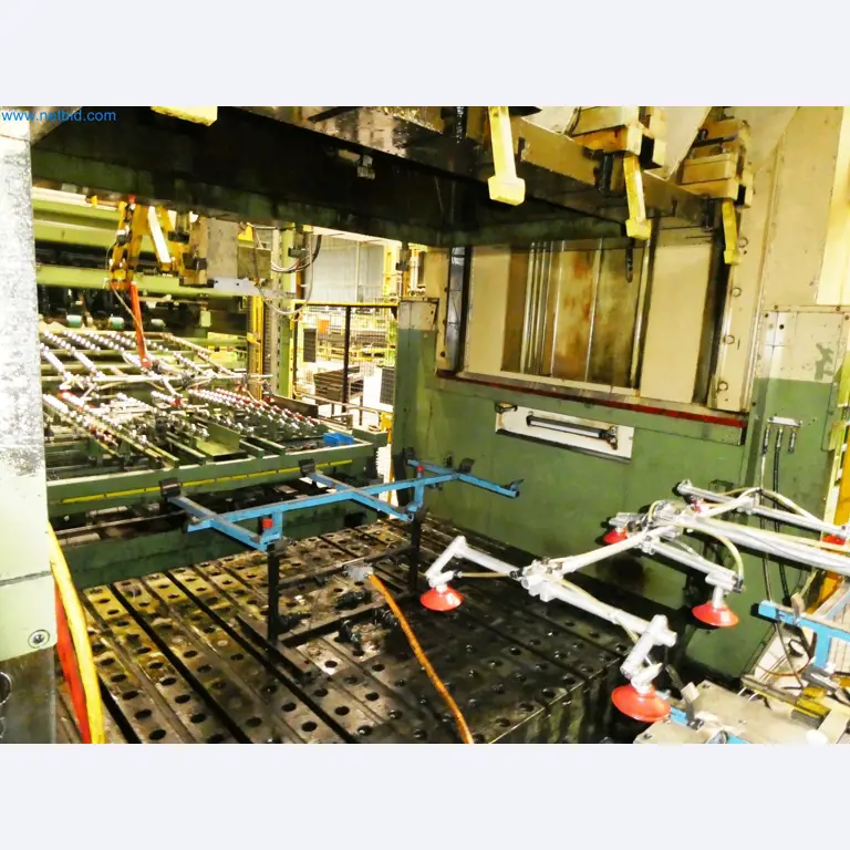 Pressenlinien aus der Automobilindustrie-32