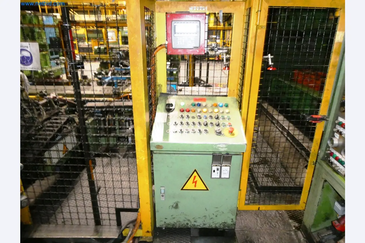 Pressenlinien aus der Automobilindustrie-33