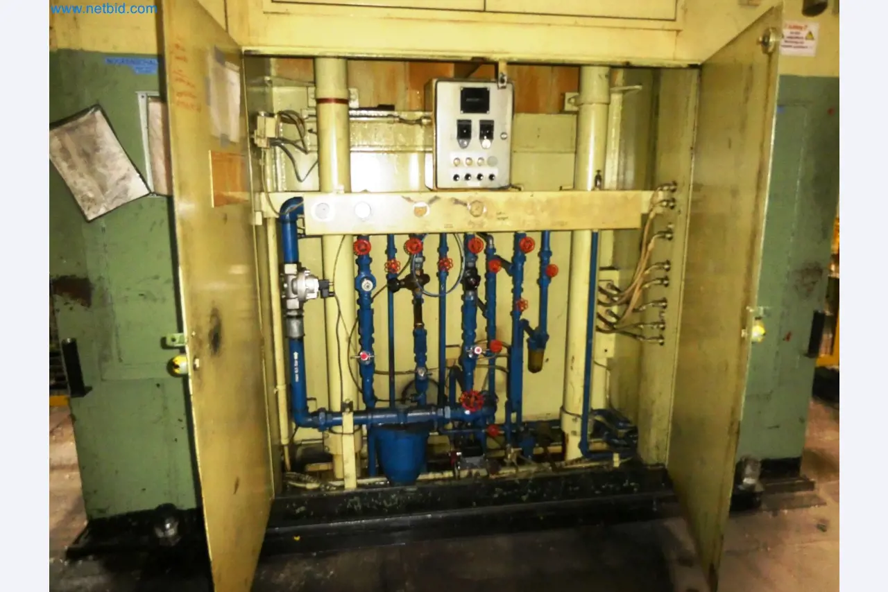 Pressenlinien aus der Automobilindustrie-41