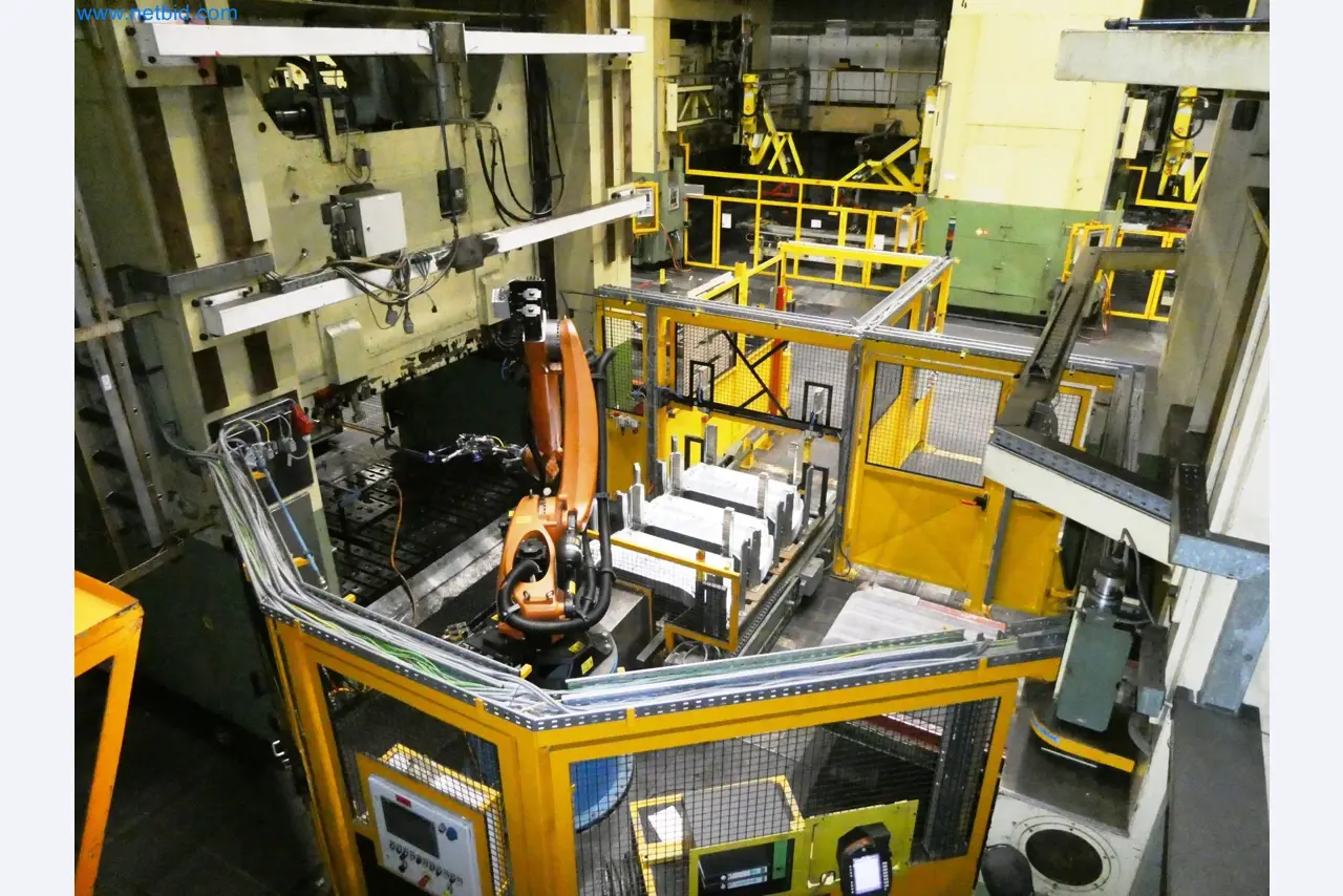 Pressenlinien aus der Automobilindustrie-4