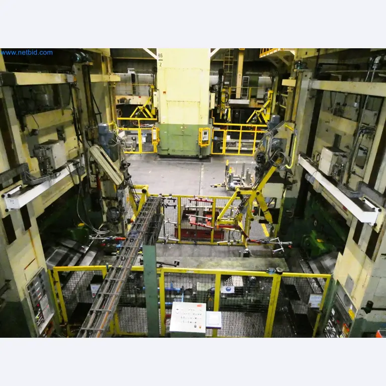 Pressenlinien aus der Automobilindustrie-9