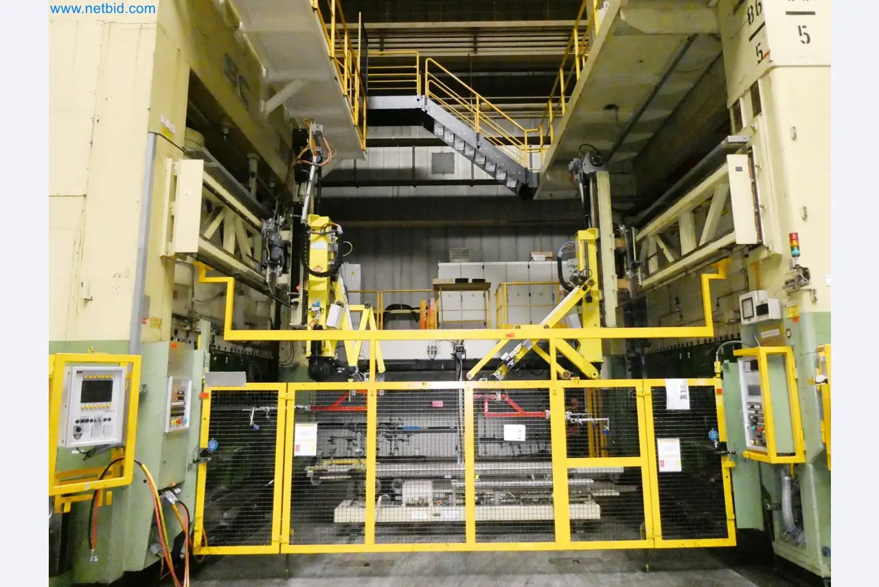 Pressenlinien aus der Automobilindustrie-23