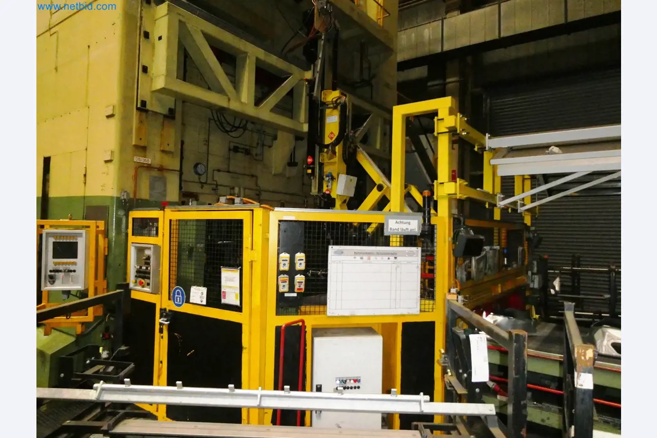 Pressenlinien aus der Automobilindustrie-29