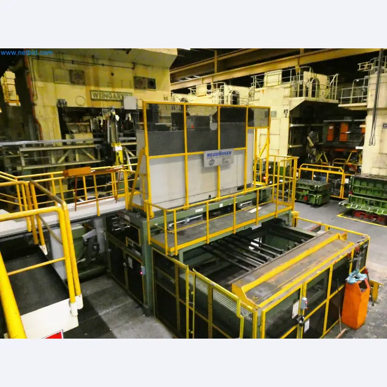 Pressenlinien aus der Automobilindustrie-33