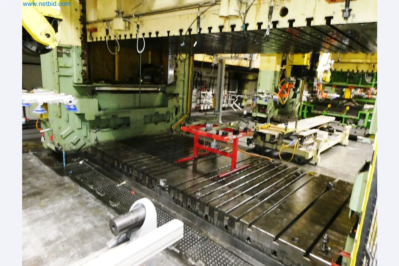 Pressenlinien aus der Automobilindustrie-5