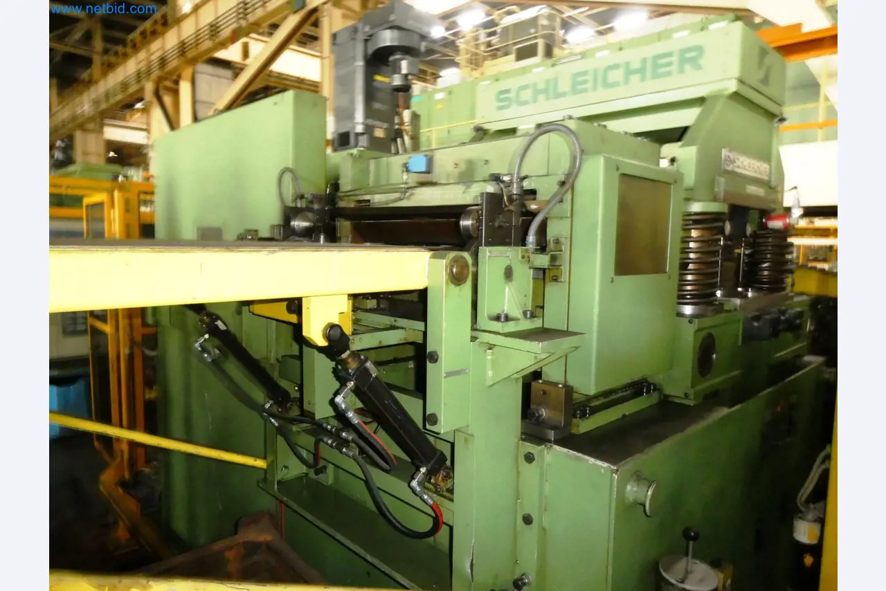 Pressenlinien aus der Automobilindustrie-13