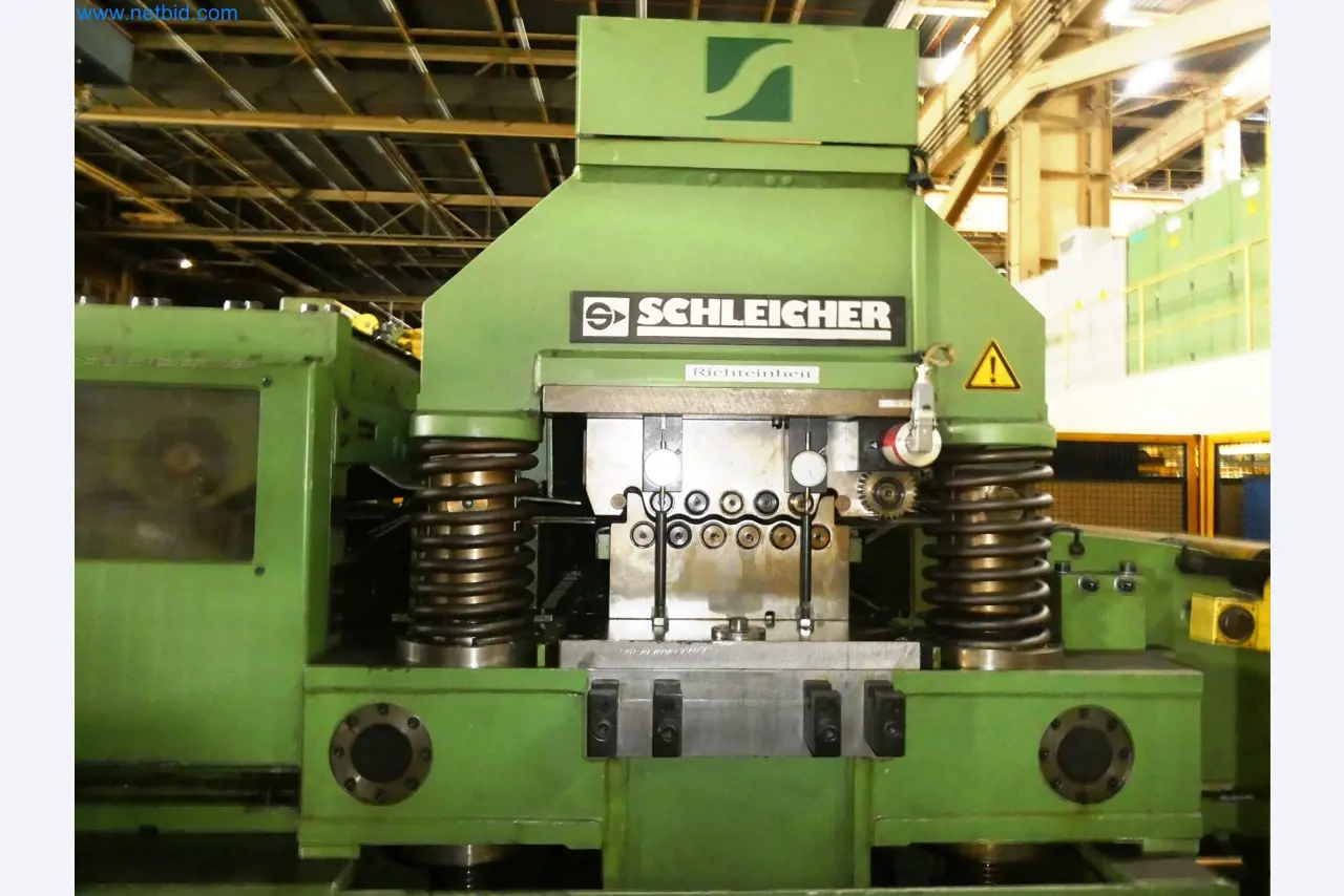 Pressenlinien aus der Automobilindustrie-14