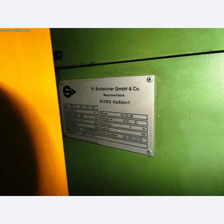 Pressenlinien aus der Automobilindustrie-16