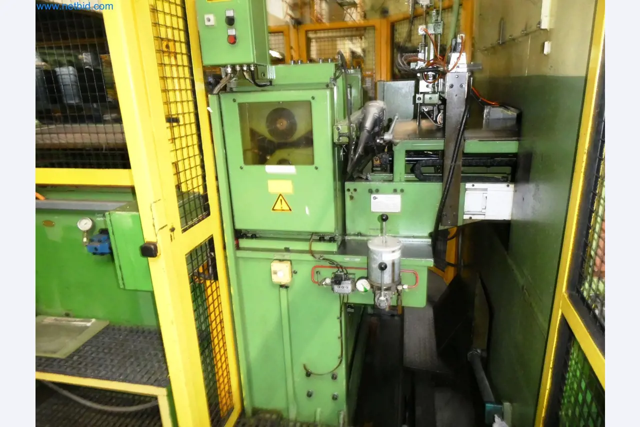 Pressenlinien aus der Automobilindustrie-19