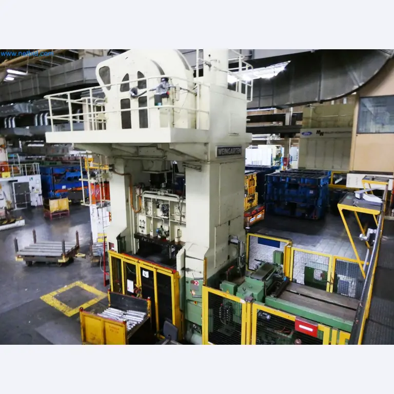 Pressenlinien aus der Automobilindustrie-28