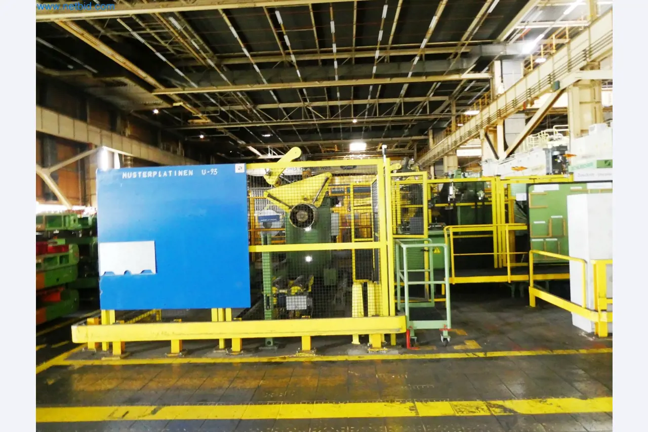 Pressenlinien aus der Automobilindustrie-32