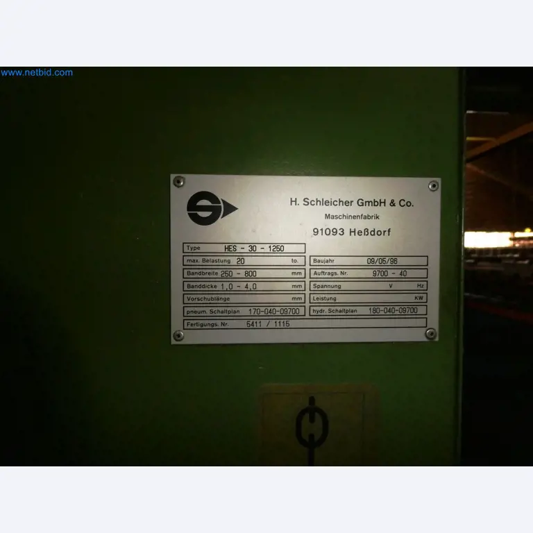 Pressenlinien aus der Automobilindustrie-4