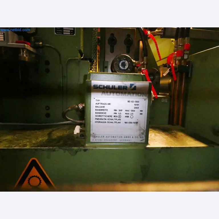 Pressenlinien aus der Automobilindustrie-16