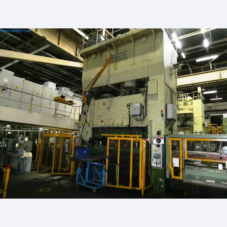 Pressenlinien aus der Automobilindustrie-2