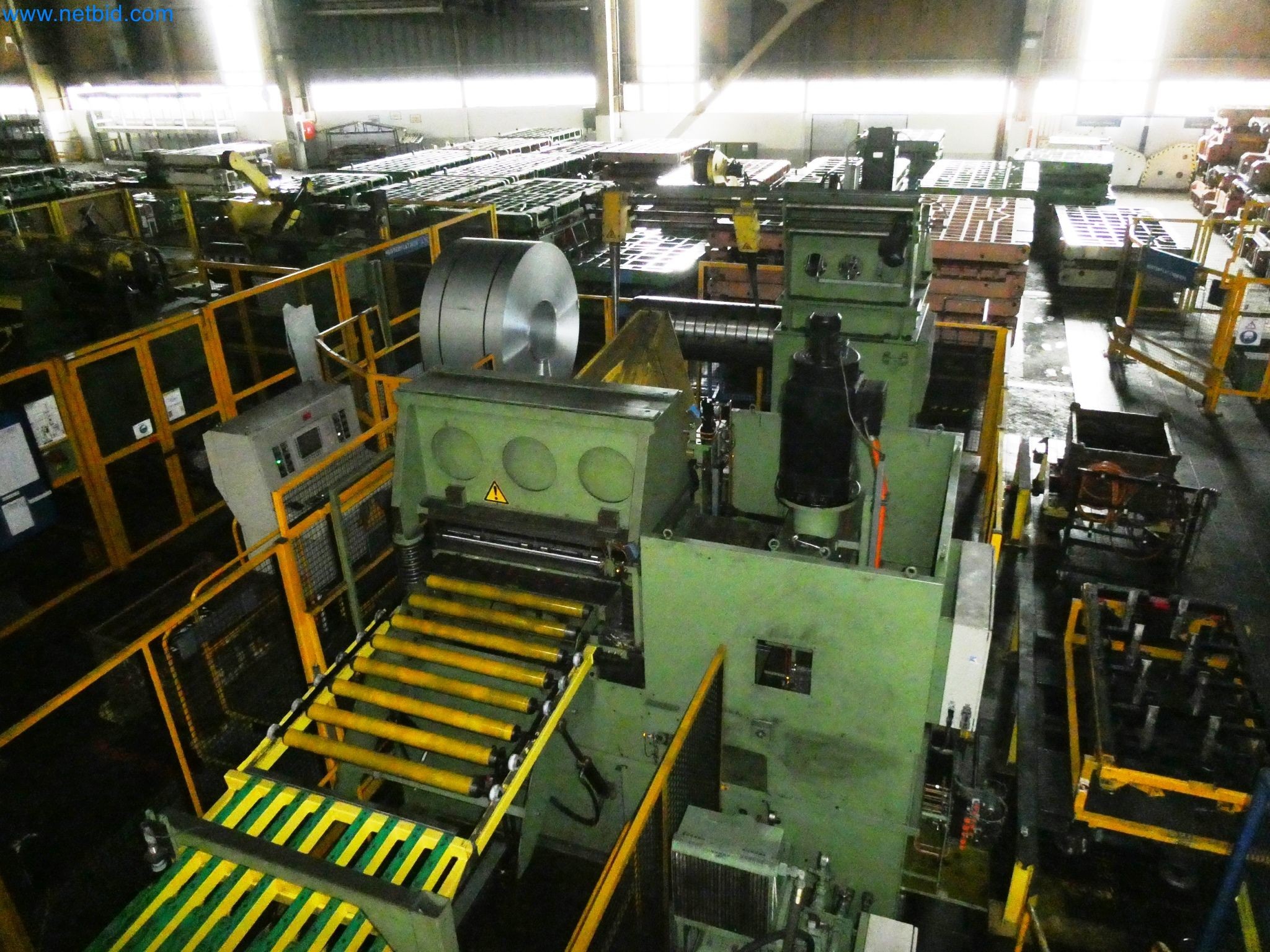 Lignes de presses de l'industrie automobile-4