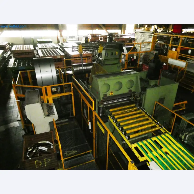 Pressenlinien aus der Automobilindustrie-5