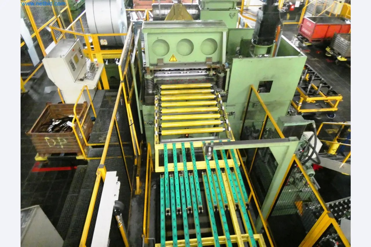 Pressenlinien aus der Automobilindustrie-6