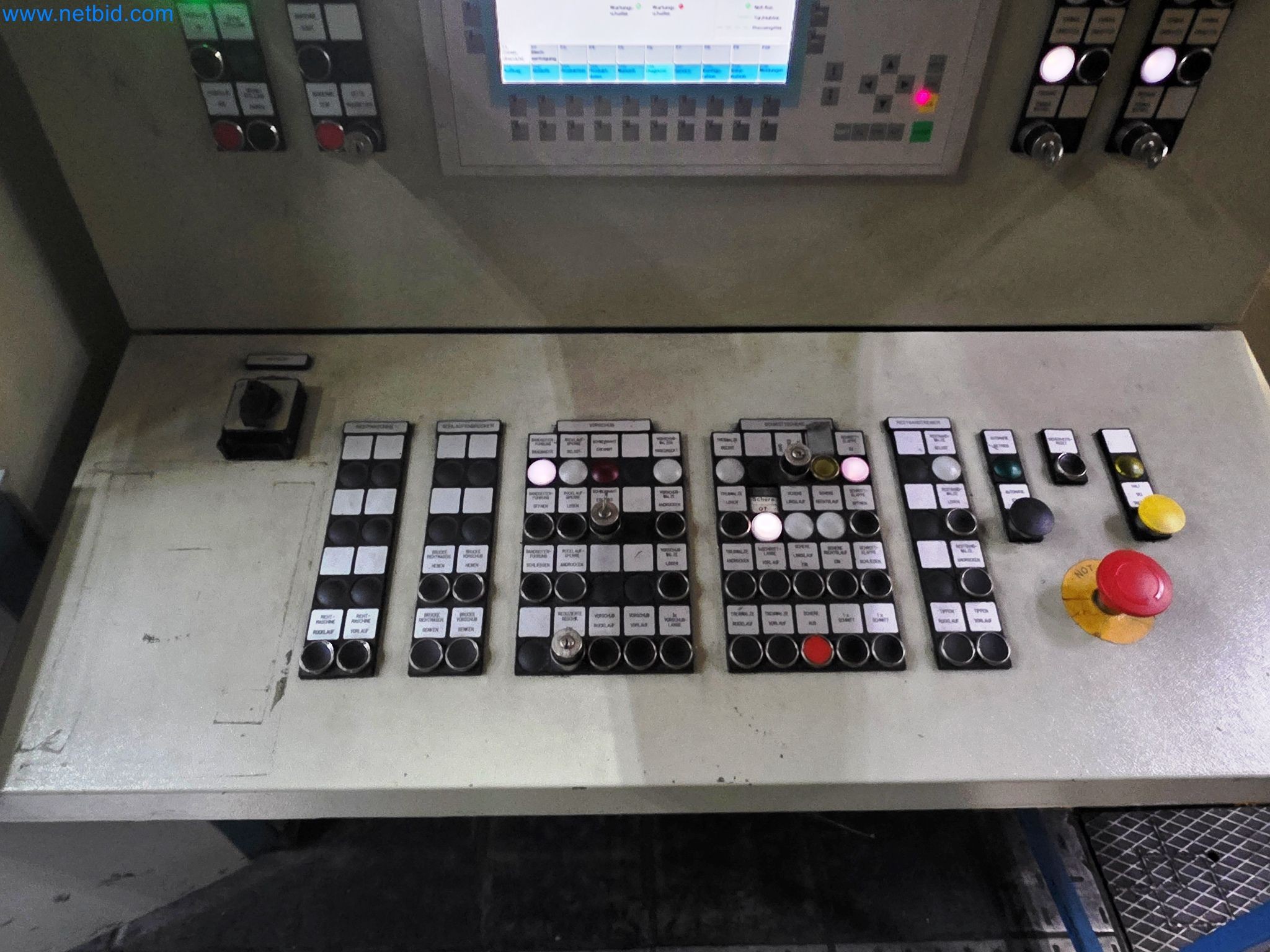 Press lines from the automotive industry-36