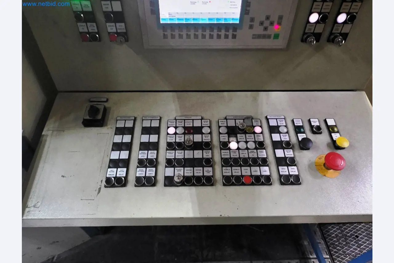 Press lines from the automotive industry-36