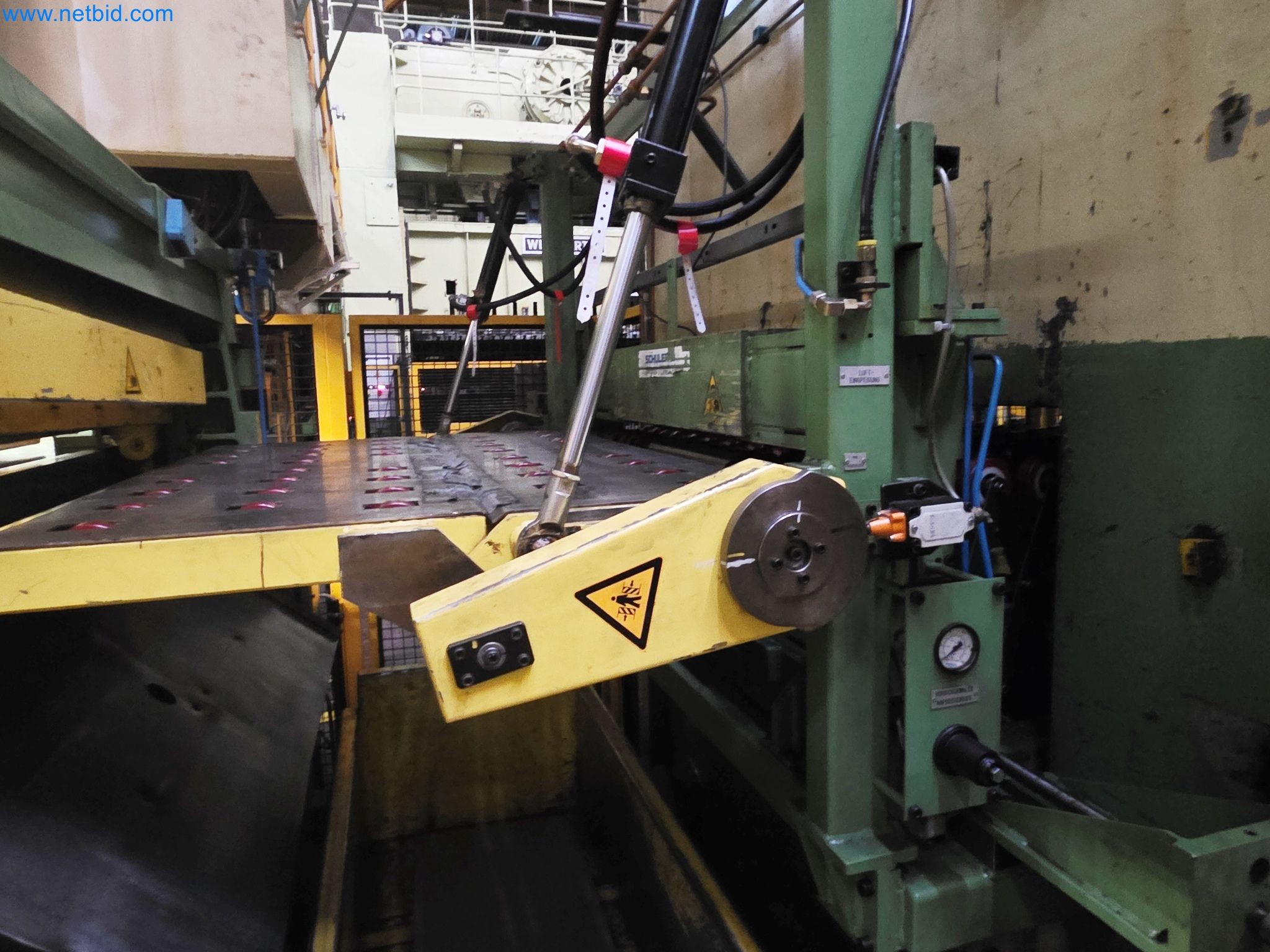 Press lines from the automotive industry-39