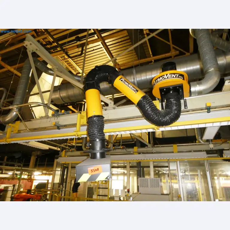 Robots, equipos de soldadura y accesorios de montaje de la industria del automóvil-1