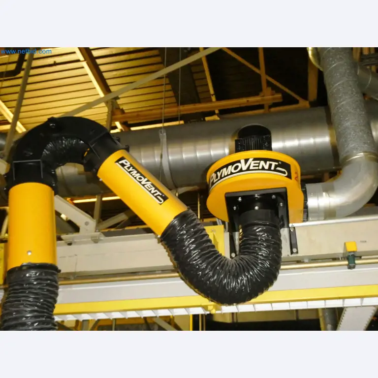 Robots, equipos de soldadura y accesorios de montaje de la industria del automóvil-2