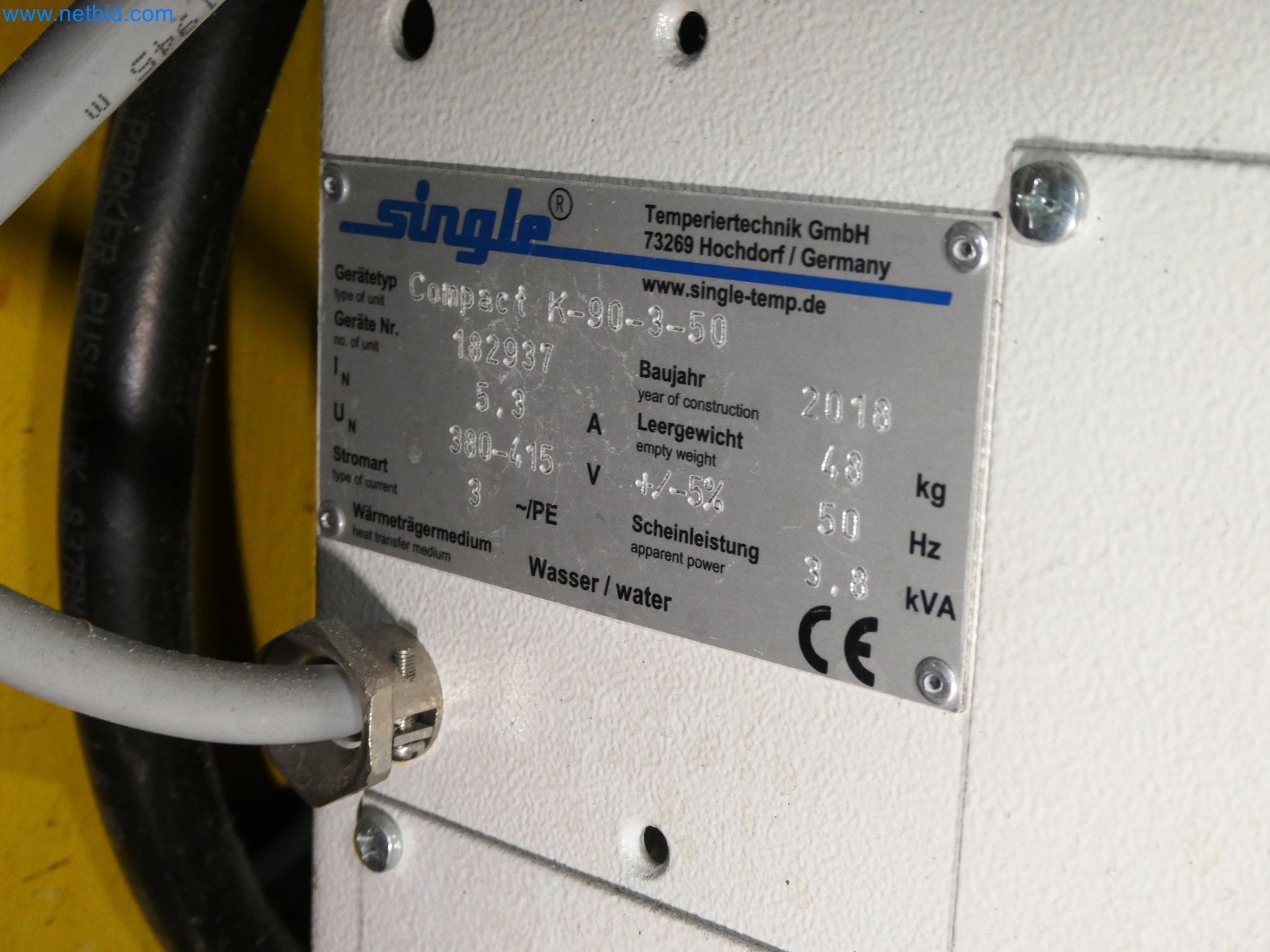 Robots, equipos de soldadura y accesorios de montaje de la industria del automóvil-3