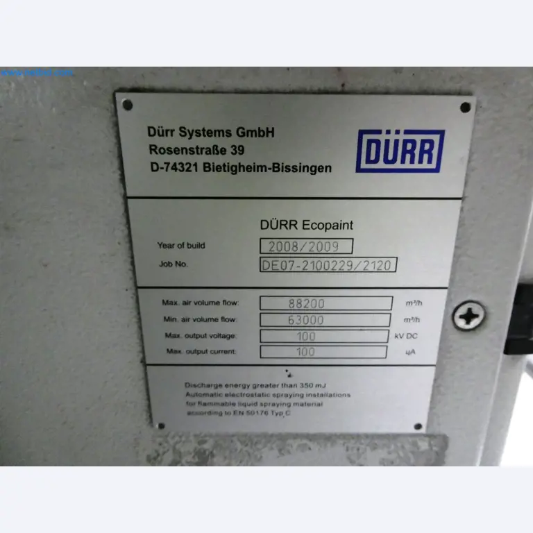 Roboty, svařovací zařízení a montážní příslušenství z automobilového průmyslu-10