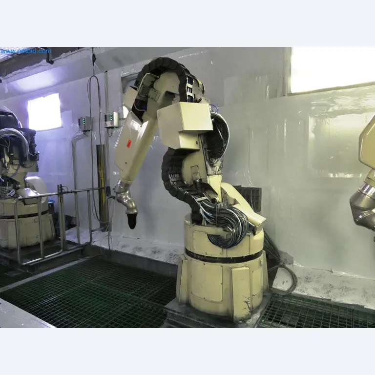 Roboty, svařovací zařízení a montážní příslušenství z automobilového průmyslu-13