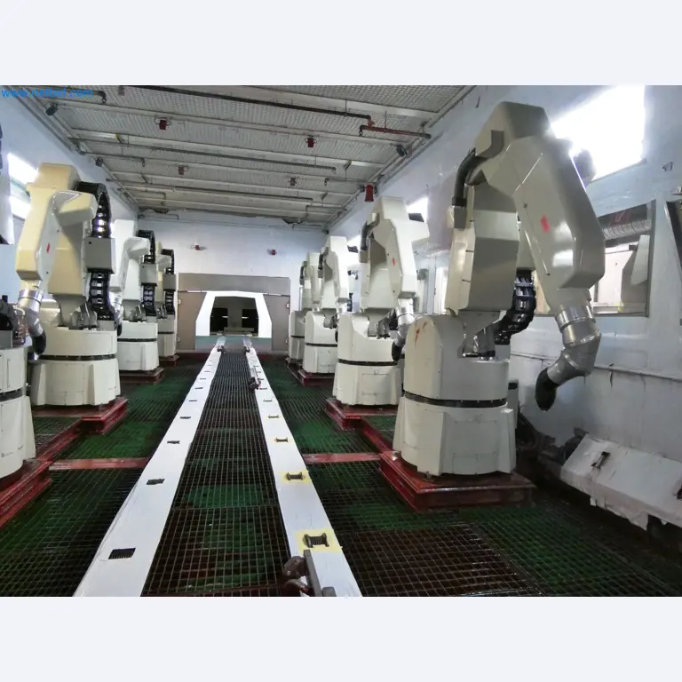 Roboty, svařovací zařízení a montážní příslušenství z automobilového průmyslu-13