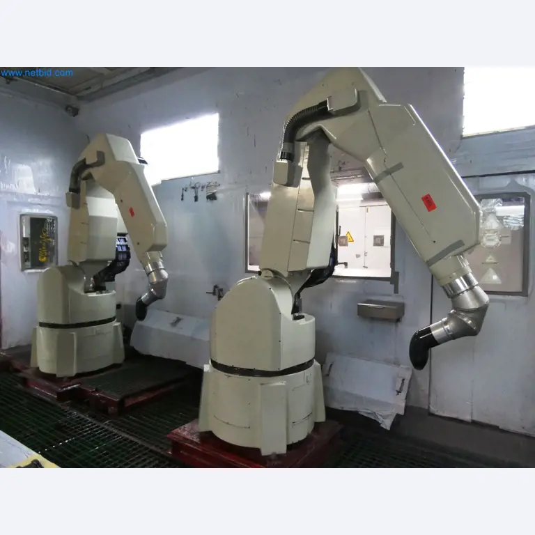 Roboty, svařovací zařízení a montážní příslušenství z automobilového průmyslu-1