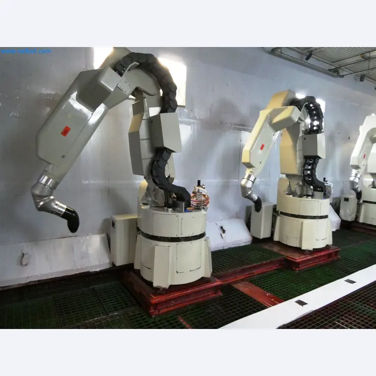 Roboty, svařovací zařízení a montážní příslušenství z automobilového průmyslu-6