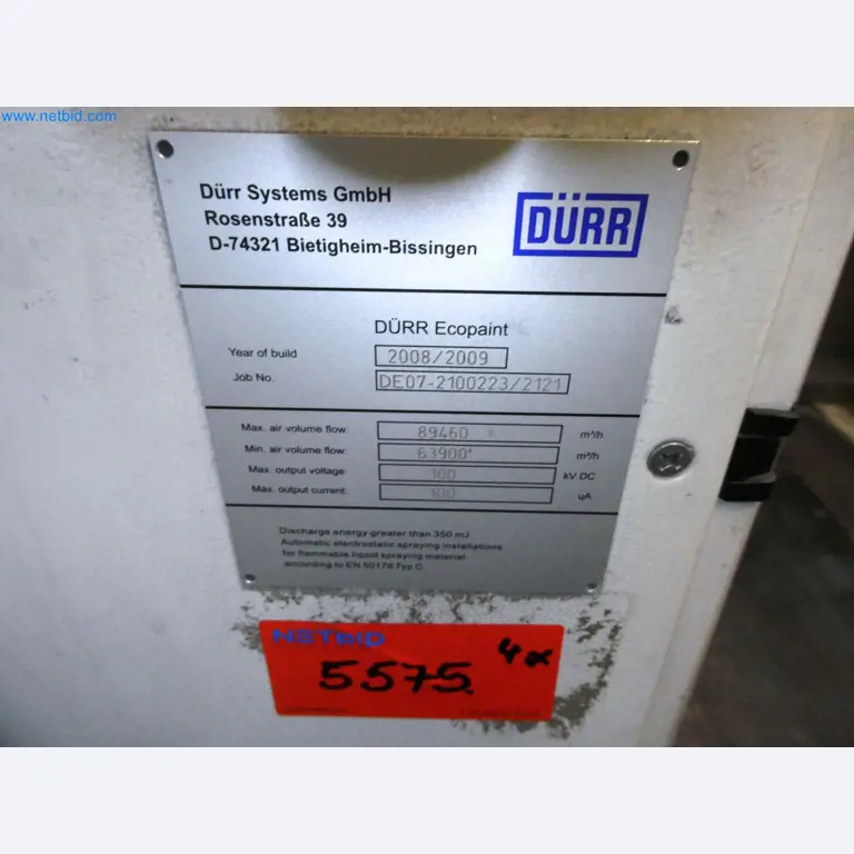 Roboty, svařovací zařízení a montážní příslušenství z automobilového průmyslu-3