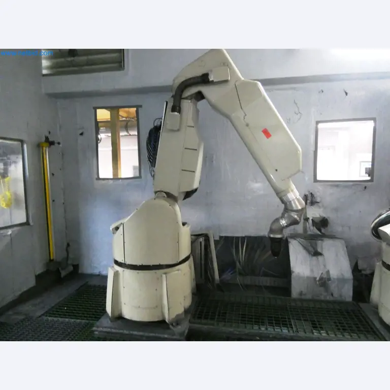 Roboty, svařovací zařízení a montážní příslušenství z automobilového průmyslu-5