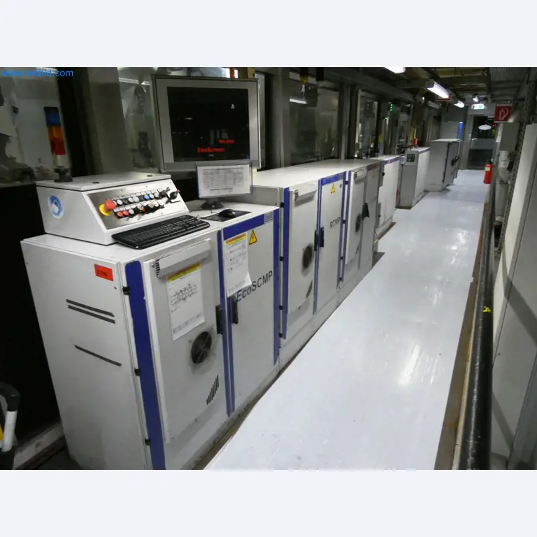 Roboty, svařovací zařízení a montážní příslušenství z automobilového průmyslu-5