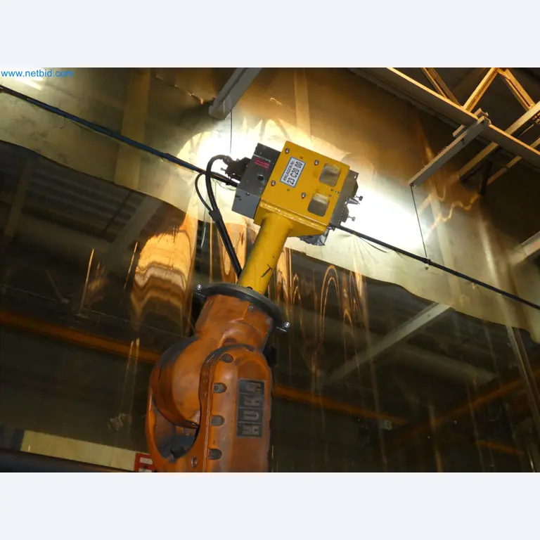 Robôs, equipamento de soldadura e acessórios de montagem da indústria automóvel-2