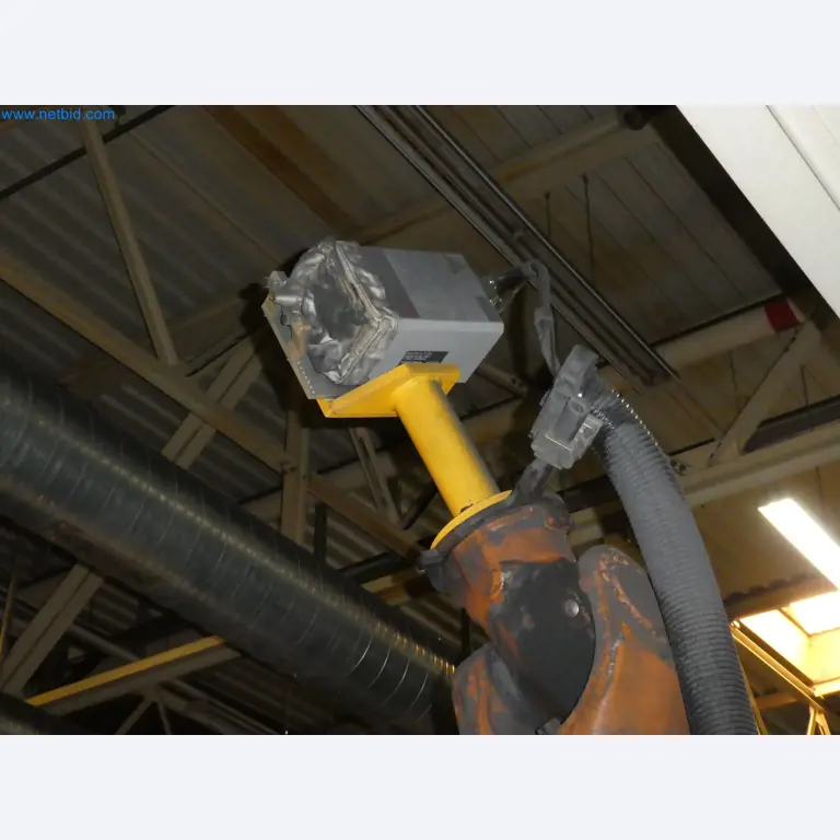 Robots, equipos de soldadura y accesorios de montaje de la industria del automóvil-2